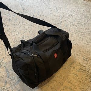 Burton duffle bag